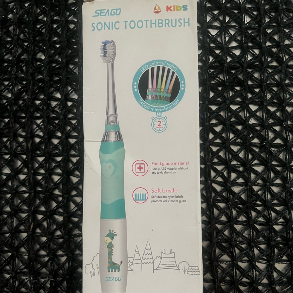 Seago Sonic Toothbrush Lead Lights Battery Operated 2 Minute Timer Pink  White